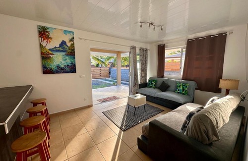 Moorea-Maiao House | Maison Te Manu - plage privée avec vue sur Tahiti à quelques pas