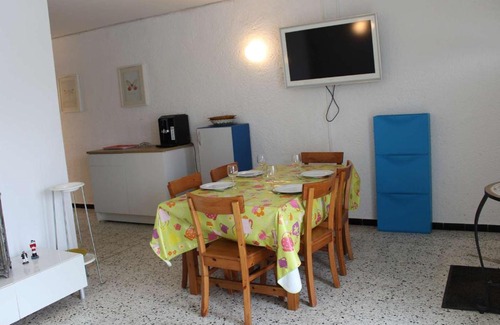 Port-la-Nouvelle House | Maison traversante climatisée, 200m de la plage, 2 terrasses, 2 chambres, 6 couchages - FR-1-229C-7