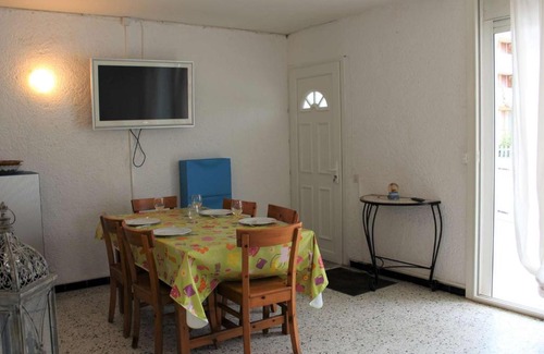 Port-la-Nouvelle House | Maison traversante climatisée, 200m de la plage, 2 terrasses, 2 chambres, 6 couchages - FR-1-229C-7