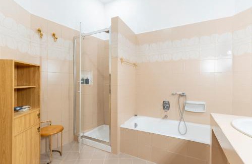 Rione XVI Ludovisi Apartment | Maison Villa Borghese