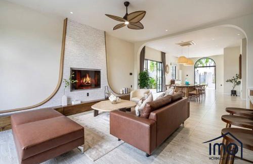 District 9 Villa | Maison Villa de Palm Marina A83 Lux