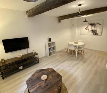 Saix Apartment | Maison village rénovée tout équipée