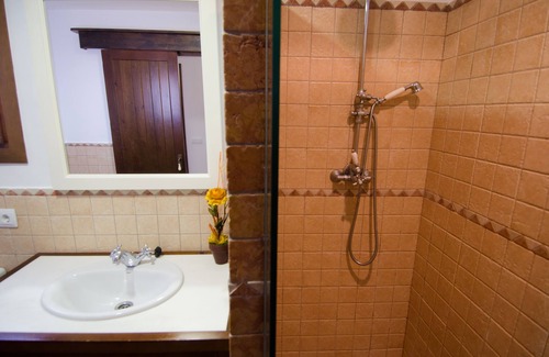 Sant Andreu de Llavaneres House | MAISON WITH GREAT THEMED ROOM,TABLE TENNIS,BILLIARDS,FOOSBALL,TENNIS FOR 18 PPL