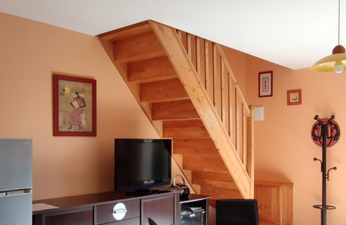 Erdeven House | MAISONNETTE NEAR BEACH PRIVATE PARKING GARDEN SOUTH FACING WIFI