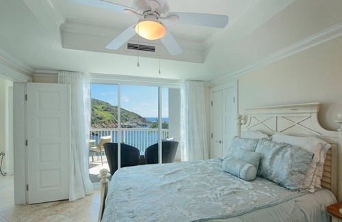 Maho Condo | Majestic 3 bedroom with ocean views close to the beach and private pool