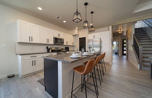 Grand Junction House | Majestic Mountain Escape | Hot Tub, Fire Pit, Grill & Scenic Views