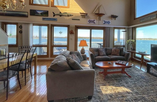 North Shore Villa | Majestic Pointe! Sleeps 8, 4 bathrooms