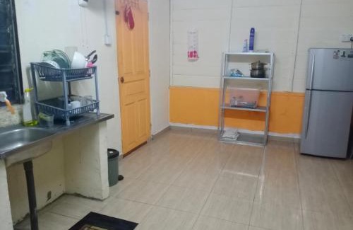 Batu Pahat House | Mak Abah Homestay B Parit Raja Batu Pahat
