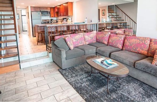Honokowai Condo | Makani Sands 2 units, Sleeps 14 max, Oceanview, Perfect for big groups, Great Location!