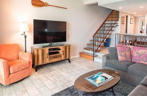 Honokowai Condo | Makani Sands 2 units, Sleeps 14 max, Oceanview, Perfect for big groups, Great Location!