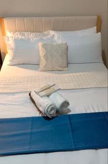 San Antonio Apartment | Makati Condo Staycation