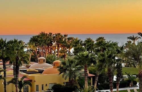 Puerto Penasco Condo | Make SEASIDE Memories-Underground Parking and GIANT VERANDA. Blue Water Views!