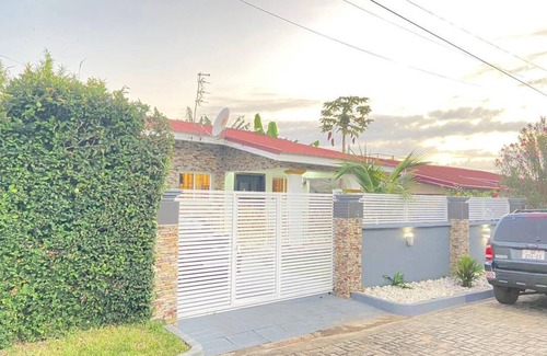 Teshie House | Make some memories at this unique and family-friendly place in a gated community