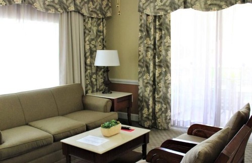 Florida Central Atlantic Coast House | Make Yourself at Home! Beautiful Orlando, 2 Amazing Units, Pool, Close to Disney