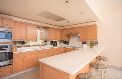 Wailea Condo | Makena Surf | C105 | Beachfront Resort