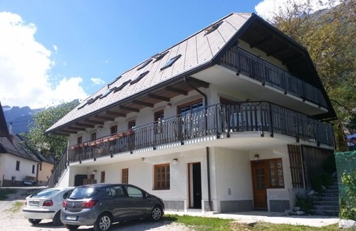 Bovec Ski Chalet | Mala Vas Chalet in Bovec is a spacious 6-bedroom apartment sleeping up to 12.