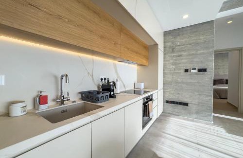 Paphos Apartment | Malberry Park 103 - Modern Apt with Shared Heated Pool, Sauna, Gym, Jacuzzi