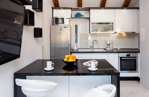 Sudurad Apartment | Mali Skoj Apartment - Two-Bedroom Apartment with Sea View