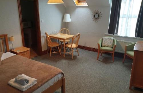 Saundersfoot House | Malin House Hotel
