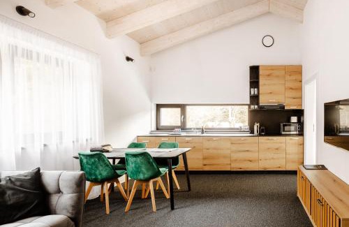 Ruzomberok Ski Chalet | Malino Resort & Residences - Chalet Familia