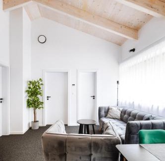 Ruzomberok Ski Chalet | Malino Resort & Residences - Chalet Familia