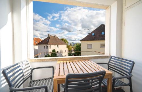 West Apartment | Malu Rooms - Attraktive Lage, Balkon, SmartTv, 24h Checkin, Waschmaschine,