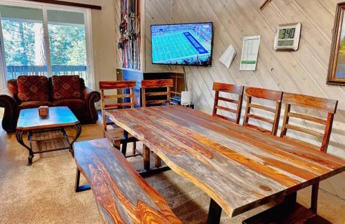 Mammoth Lakes House | Mammoth Lakes Crestview Condo #50