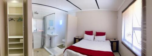 Swakopmund Apartment | Man Cave Suite