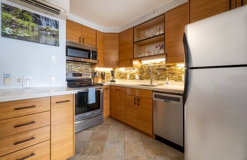 Kihei House | Mana Kai Maui Resort condo with private W/D & WiFi - beaches & beyond