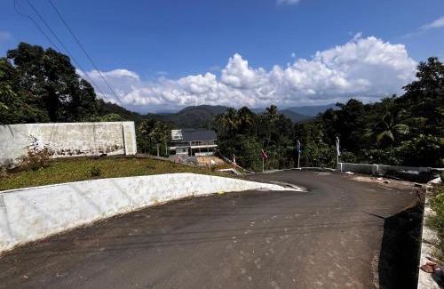 Devikolam Cabin | MANAPURATH Homestay