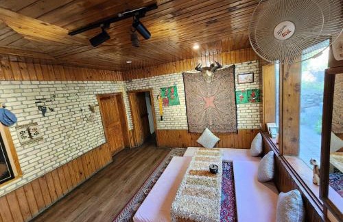 Karimabad House | Manasau Resort