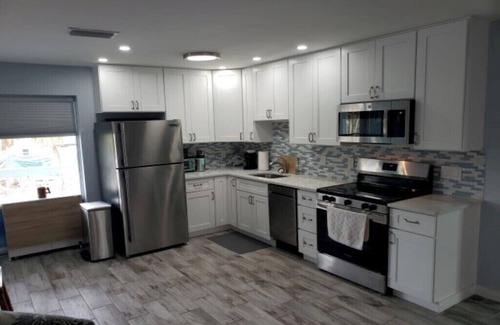 Englewood Condo | Manasota Key Beach 1Bdrm Condo, boat dock, heated pool