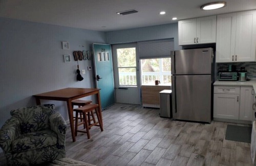 Englewood Condo | Manasota Key Beach 1Bdrm Condo, boat dock, heated pool