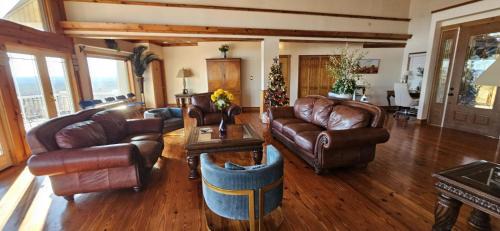 Manchester House | Manchester Georgia Mountain estate with 10000 sqft panoramic views - 13 bedrooms, theater, pool table, event room and multiple gathering areas - Sleeps 30