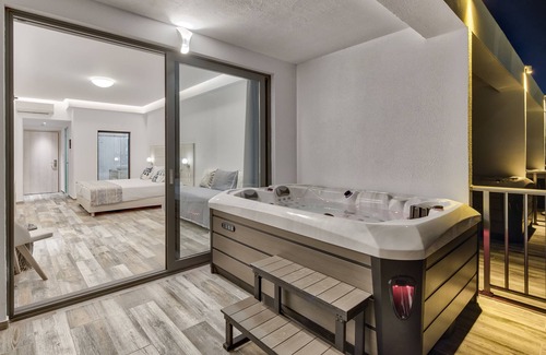 Laganas Hotel | Mandala Seafront Suites