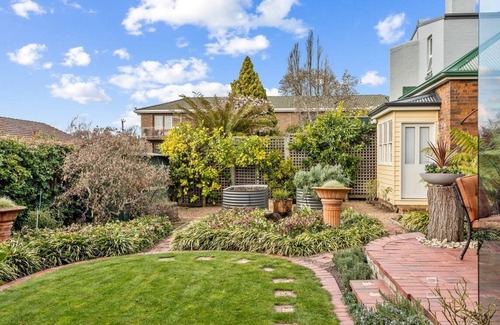 Launceston CBD House | Manee's On Elphin 1BR fully self-contained