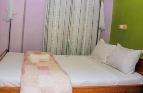 Boma la Ngombe Cabin | Mango Lodge