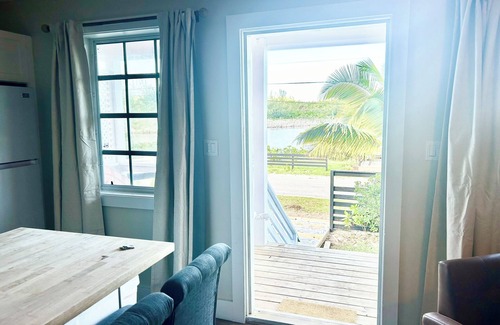 Governor's Harbour Cottage | Mango Tango with AC, Fireplace, WiFi