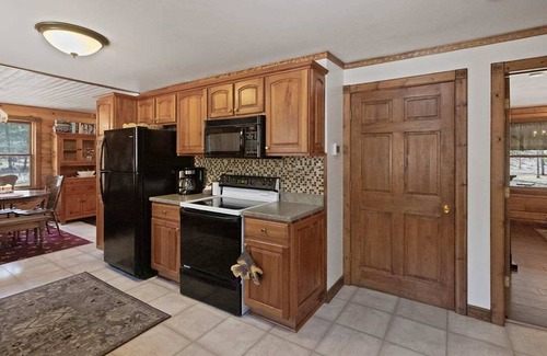 Manistee House | Manistee Cabin in Manistee