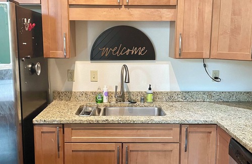 Manitou Springs Historic District Condo | Manitou Incline Retreatnn