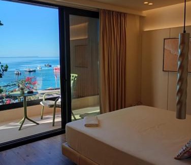Himare Hotel | Manolo & Jolie Luxury Villa