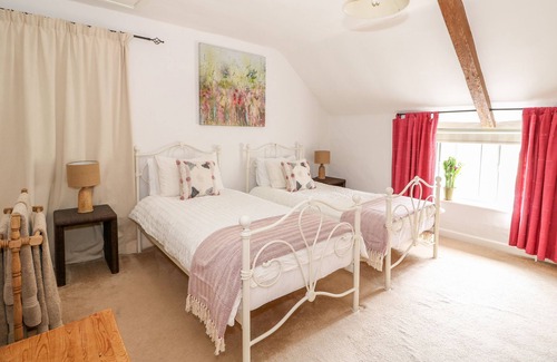 Swaffham Cottage | Manor Farm Cottage, SWAFFHAM
