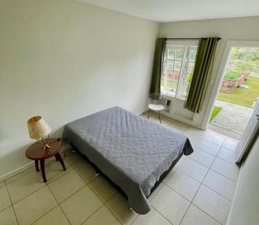 Penedo House | Mansão Casa Amarela de Penedo