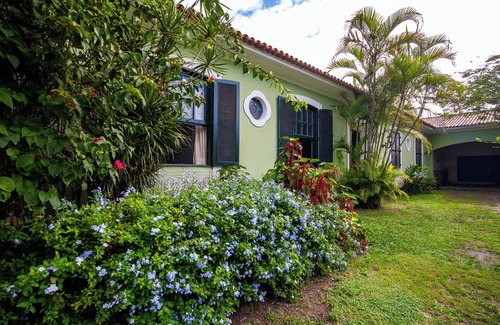 Cabo Frio House | Mansion on the Cabo Frio Canal with 6 Suites, Pool and Panoramic View