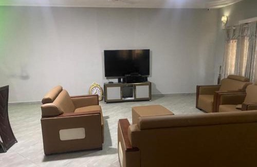 Tamale House | Mansusu Guest House