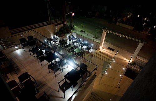 Mikri Mantineia Apartment | Mantinia Bay Hotel