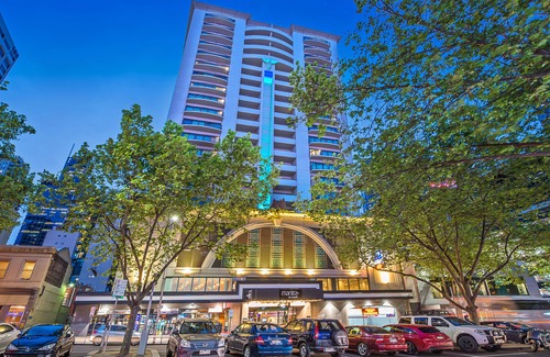 Chinatown Hotel | Mantra on Russell Melbourne