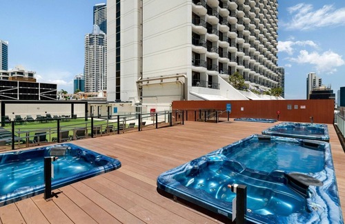 Surfers Paradise Apartment | Mantra on View, Surfers Paradise (Level 5)