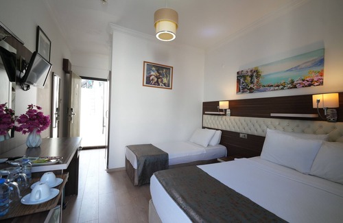 Bitez Hotel | Manuela Hotel