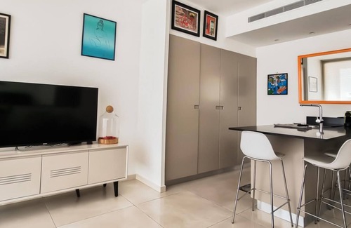 Jaffa Apartment | Maon Saphir in Tel Aviv-Yafo